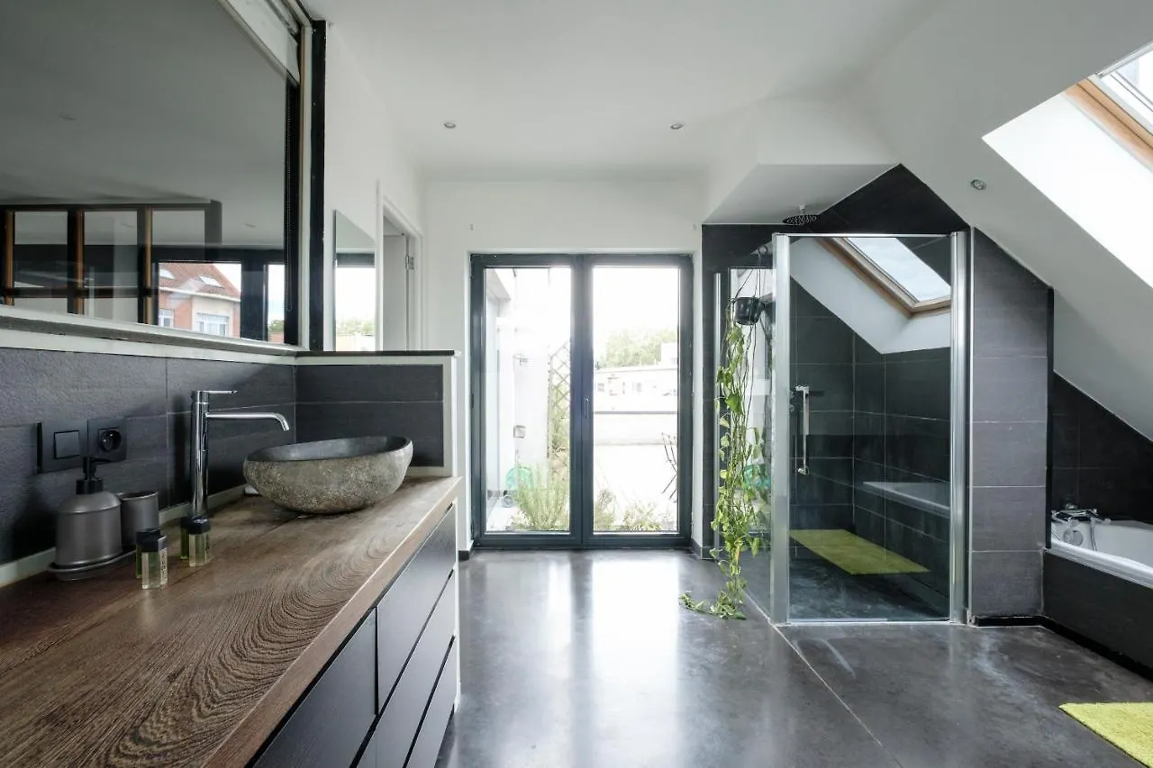 Apartamento Beautiful Penthouse With Terrace Tour & Taxis Bruselas 0*,