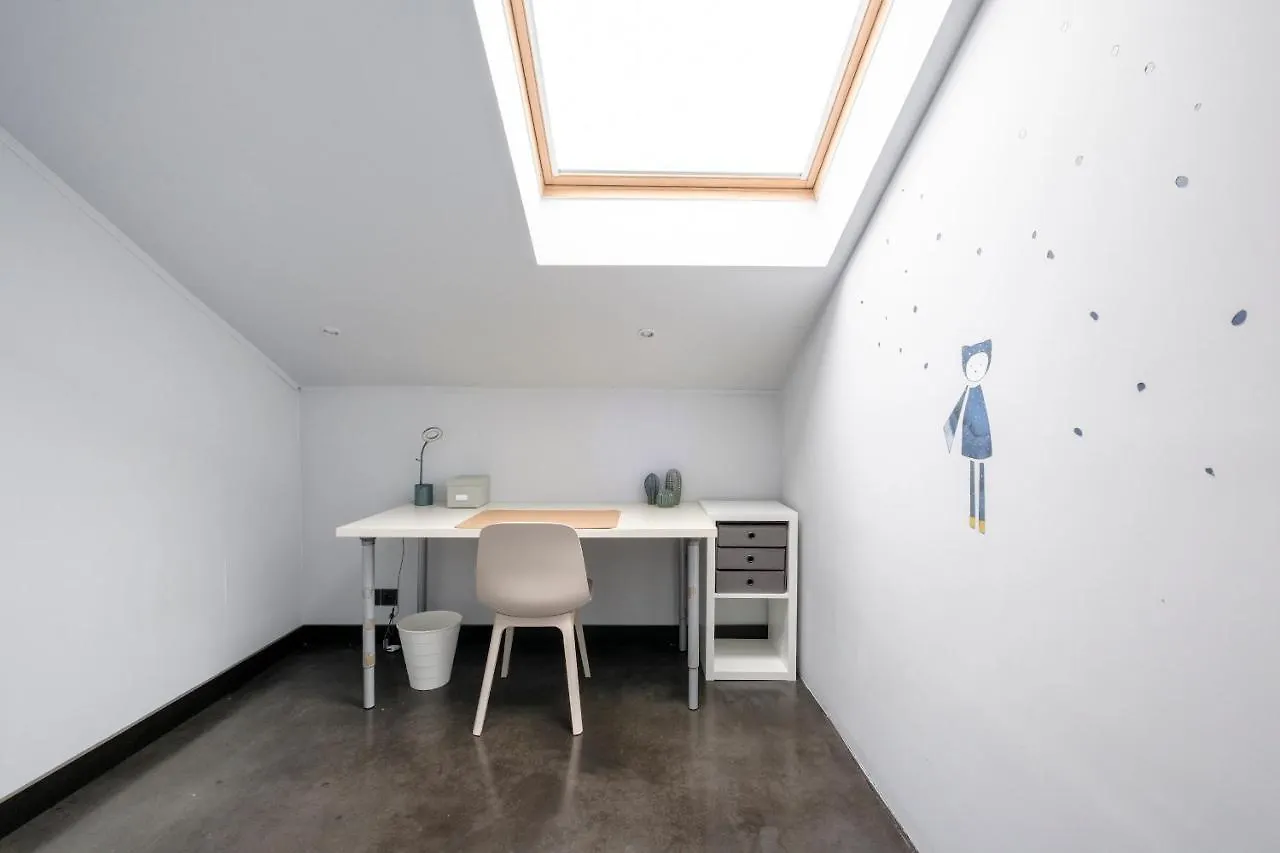Beautiful Penthouse With Terrace Tour & Taxis Daire Brüksel