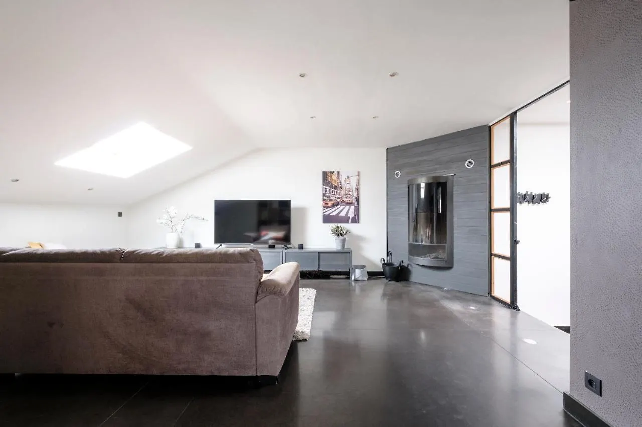 Beautiful Penthouse With Terrace Tour & Taxis Daire Brüksel